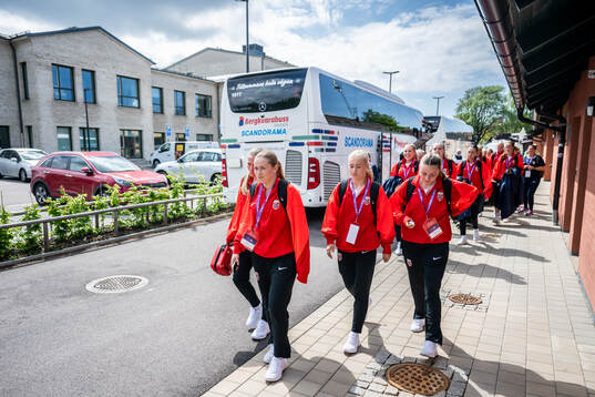 Players of Norway arrives at the stadium