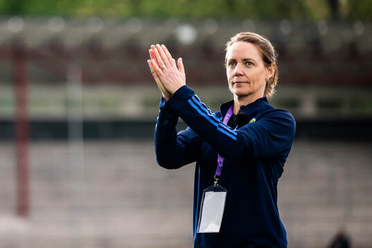 Head coach Lovisa Delby of Sweden