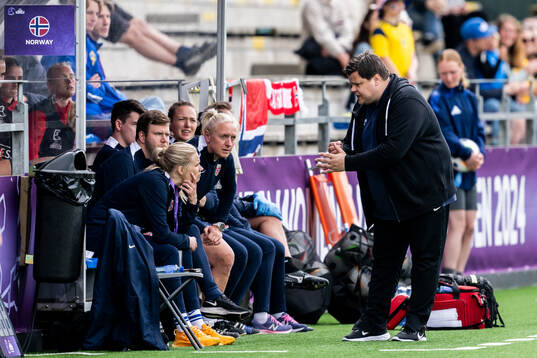 Head coach Børje Sørensen of Norway