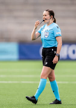 Referee Lotta Vuorio