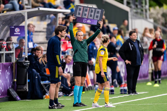 Fourth official Oxana Cruc