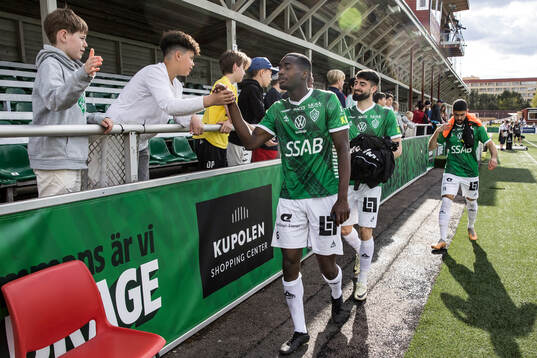 Brages Adil Titi jublar