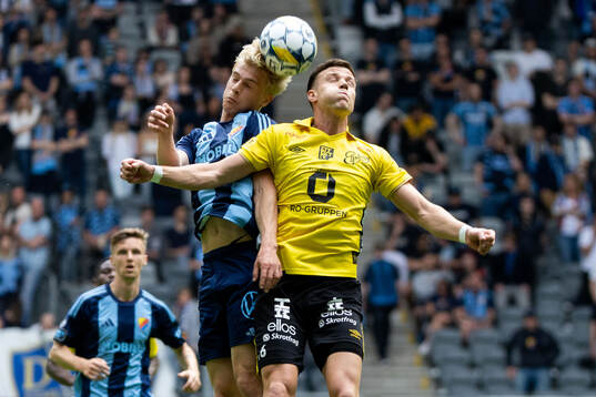 Djurgårdens Lucas Bergvall och Elfsborgs Andri Fannar