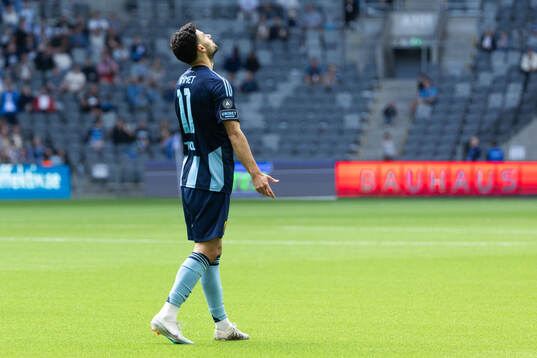 Djurgårdens Deniz Hummet deppar