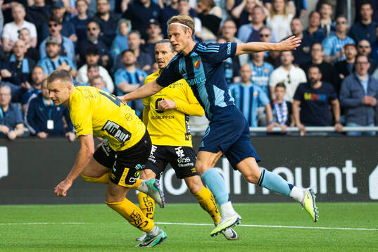Djurgårdens Tobias Gulliksen gör 2-0 målet