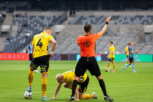 Elfsborgs André Boman skadat