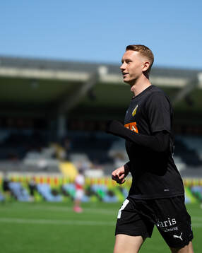 Häckens Julius Lindberg innan fotbollsmatchen i