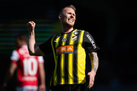 Häckens Mikkel Rygaard Jensen jublar