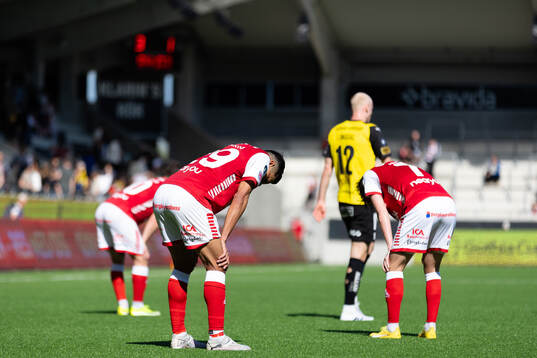 Kalmars Romario Pereira Sipiao  deppar