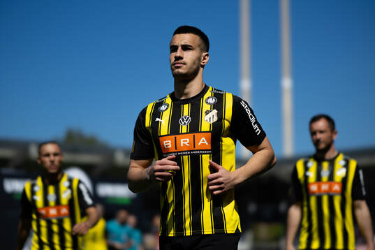Häckens Srdjan Hrstic innan fotbollsmatchen i Allsvenskan