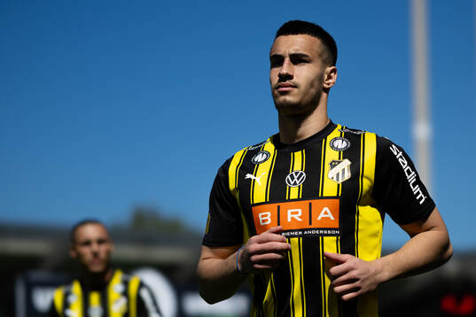 Häckens Srdjan Hrstic innan fotbollsmatchen i Allsvenskan