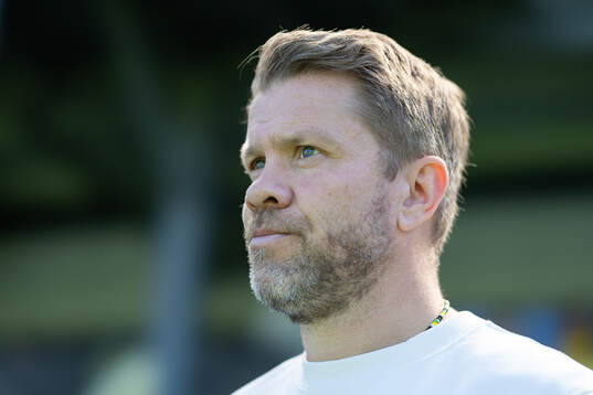 Häckens tränare Pål Arne Johansen innan fotbollsmatchen