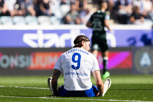 IFK Norrköpings Arnor Traustason deppar