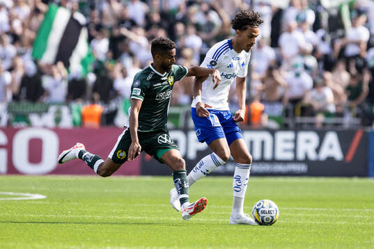 Hammarbys Tesfaldet Tekie och IFK Norrköpings Jesper Ceesay