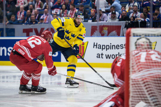 Victor Hedman of Sweden