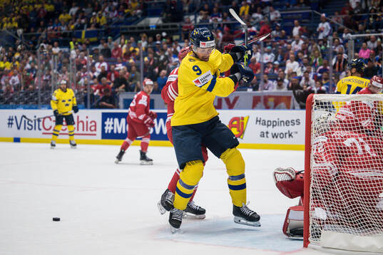 Adrian Kempe of Sweden