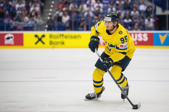 André Burakovsky of Sweden