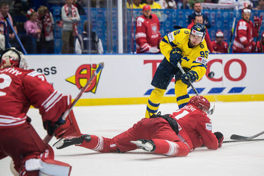 André Burakovsky of Sweden