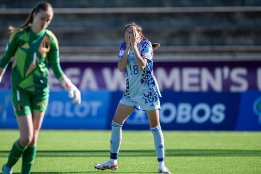 Lucia Rivas of Spain looks dejected