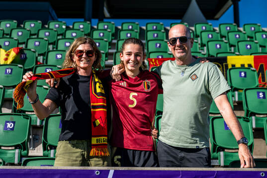 Kiki Peeters of Belgium with family in the stands