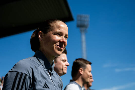 Head coach Lenie Onzia of Belgium
