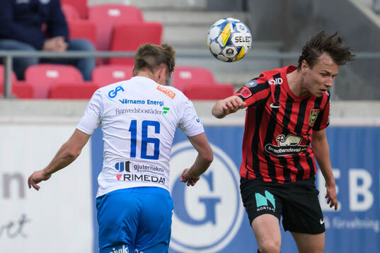 Värnamos Albin Lohikangas och Brommapojkarnas Alex Timossi