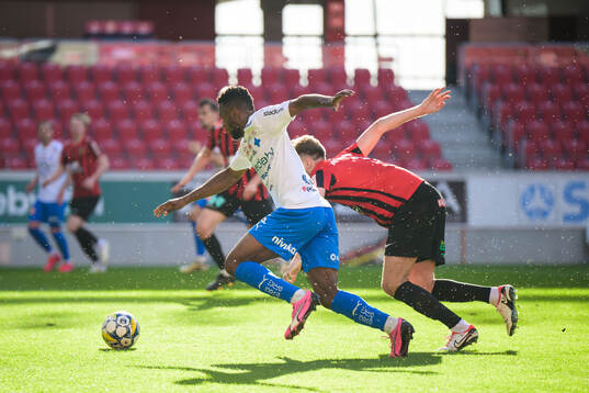 Värnamos Johnbosco Samuel Kalu och Brommapojkarnas