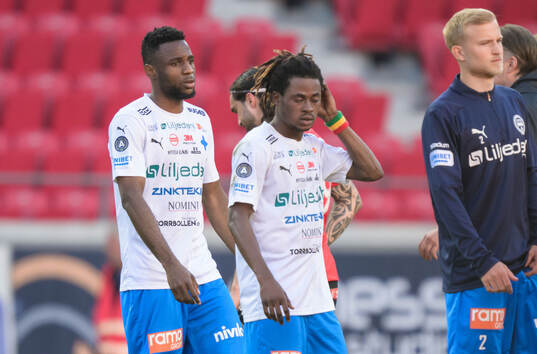 Värnamos Johnbosco Samuel Kalu och Frank Junior Adjei