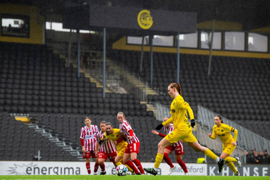 Anna Isabella Johansen of Bodø/Glimt scores the 2-0 goal
