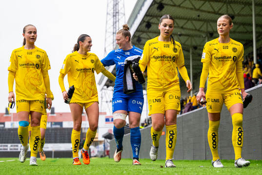 Helene Rædergård Schjelderup, Sara Elise Berg and players