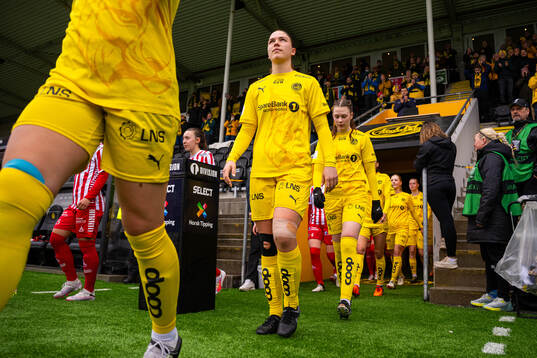Lærke Hammer of Bodø/Glimt enters the pitch