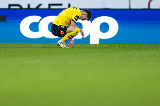 Ylldren Ibrahimaj of Lillestrøm looks dejected