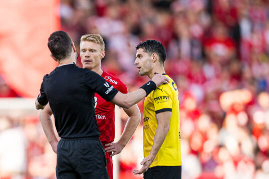 Sivert Heltne Nilsen of Brann and Ylldren Ibrahimaj of