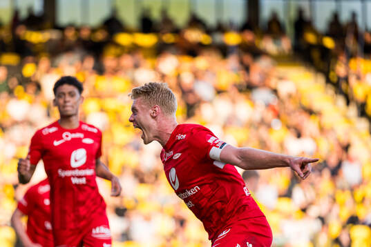 Sivert Heltne Nilsen of Brann celebrates