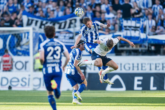 IFK Göteborgs Sebastian Hausner och Malmö FFs Erik Botheim