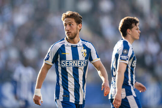 IFK Göteborgs Arbnor Mucolli och Kolbeinn Thordarson deppar