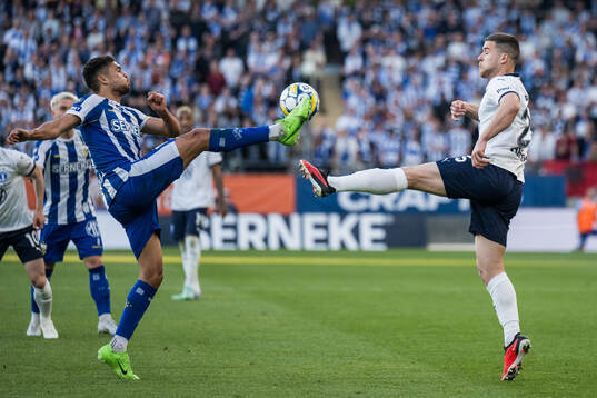 IFK Göteborgs Thomas Santos och Malmö FFs Gabriel