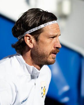IFK Göteborgs Gustav Svensson innan fotbollsmatchen i