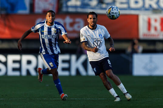 IFK Göteborgs Paolos Abraham och Malmö FFs Sergio Pena