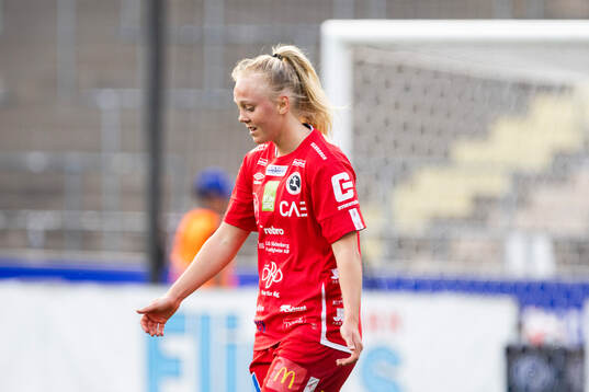 KIF Örebros Molly Johansson deppar