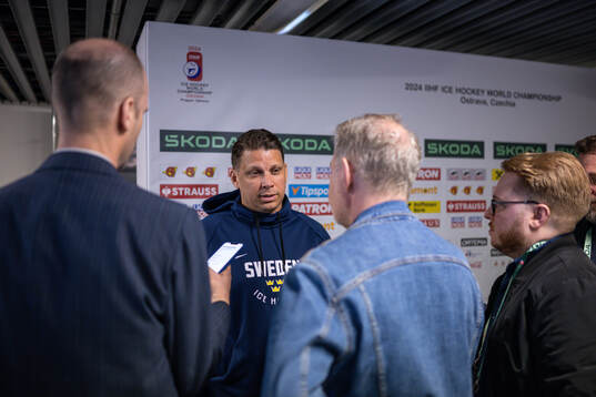 Assistant coach Josef Boumedienne of Sweden