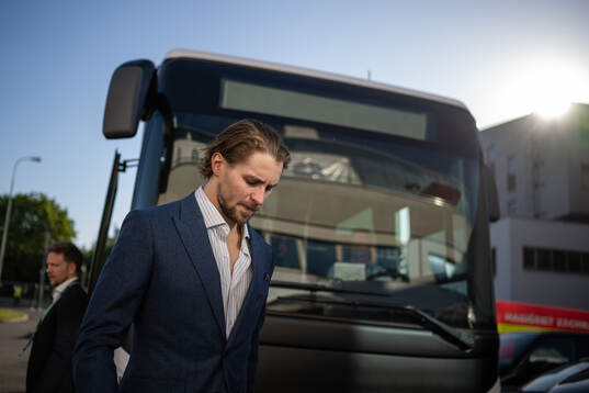 Adrian Kempe of Sweden arrives to the arena