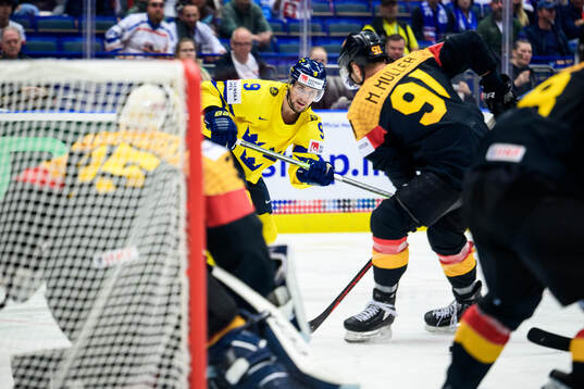 Adrian Kempe of Sweden