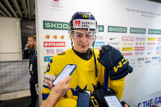 Felix Unger Sörum of Sweden speaks with media
