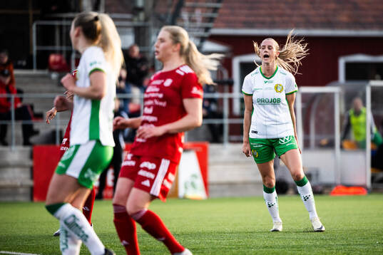 Hammarbys Ellen Wangerheim reagerar