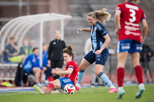 Vittsjös Shannon Woeller och Djurgårdens Maria Brochmann