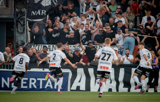 Örebros Tobias Björnstad jublar