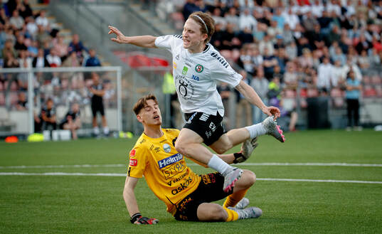 Degerfors Wille Jakobsson och Örebros Victor Backman