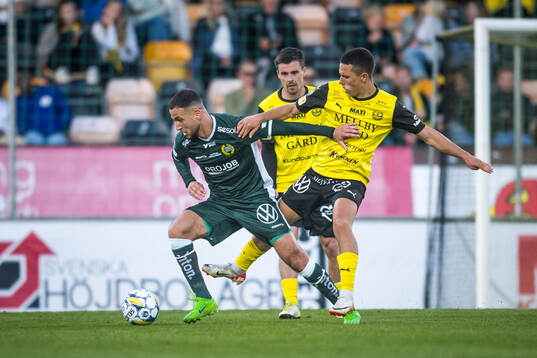 Hammarbys Abdelrahman Boudah Saidi och Mjällbys Nicklas