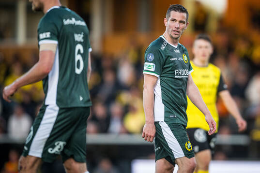Hammarbys Oscar Johansson Schellhas deppar